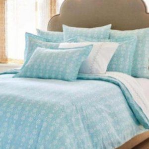 John Robshaw Dari Seaglass Teal & White Queen Duvet Cover